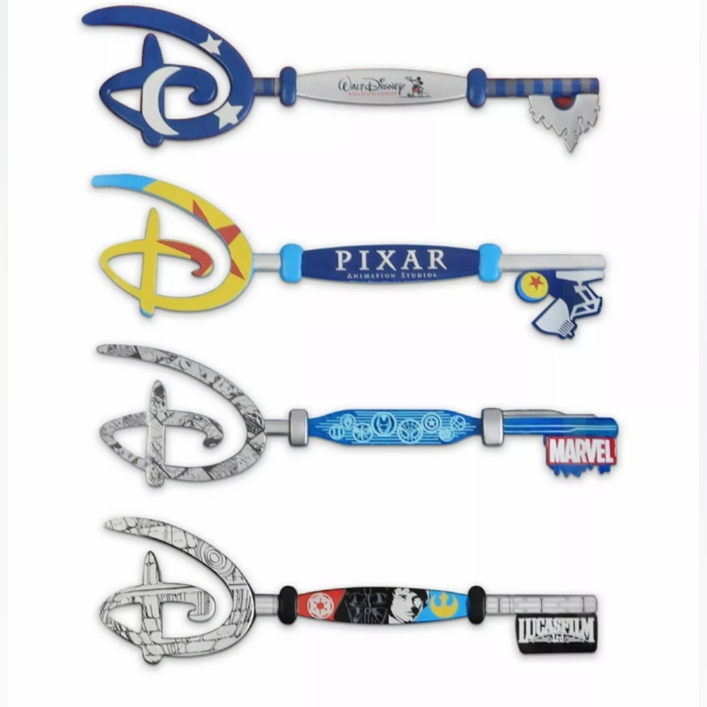 Disney Key Starter Collection NIB LE RARE HTF GET ALL 4 KEYS - Picture 2 of 3
